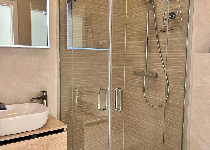 Apartman Marina Vista Escape, Lux Seaview 3 Bedrooms Penthouse