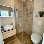 Apartmán Marina Vista Escape, Lux Seaview 3 Bedrooms Penthouse