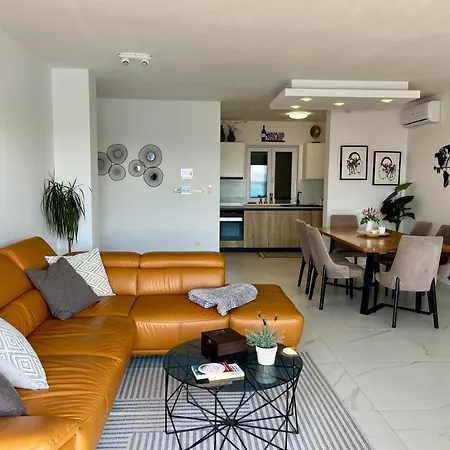 Marina Vista Escape, Lux Seaview 3 Bedrooms Penthouse Apartmán *