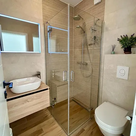 Apartmán Marina Vista Escape, Lux Seaview 3 Bedrooms Penthouse